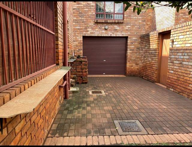 3 BEDROOM HOUSE FOR SALE IN AMANDASIG